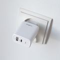 Maxlife MXTC-10-20AC PD QC charger 1x USB-C 1x USB 20W white