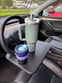 Multifunkčný stolík do auta/organizér medzi sedadlá CAR TABLE 2 SIXTOL