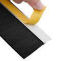 vidaXL Samolepiace tesnenia dverí s kefou 12 ks Strieborná 100 cm
