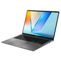 ASUS Vivobook S 16 OLED/M3607KA-OLED058W/AI5-330/16"/WUXGA/32GB/1TB/AMD int/W11H/Gray/2R ASUS Vivobook/ Ryzen AI 5 330/ 32GB/ 1TB SSD/ Radeon Graphics/ 16"WUXGA,OLED/ W11H/ šedý