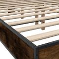 vidaXL Posteľný rám dymový dub 140x190 cm kompozitné drevo a kov