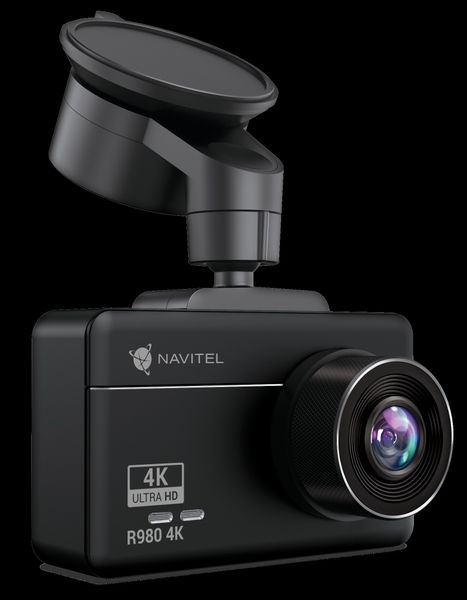 NAVITEL R980 s rozlíšením 4K pre presné zachytenie ŠPZ a dopravných značiek a iných detailov