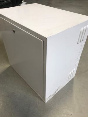 Rozvádzač 19 " 3U+3U / 200 mm - POZERANÝ