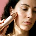 Marielle eye massager with vibration function MMOW Gold