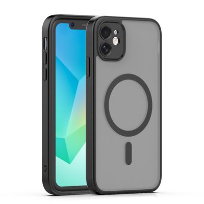 Matné puzdro Mag pre iPhone 11 s ochranou fotoaparátu čierne
