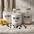 Just Whey Grass-Fed Protein – GymBeam, biela čokoláda kokos, 500 g