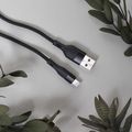 Kábel Maxlife MXUC-07 USB - Lightning 1,0 m 2,4A čierny nylon