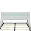vidaXL Posteľ s matracom, LED, biela, umelá koža 180x200 cm