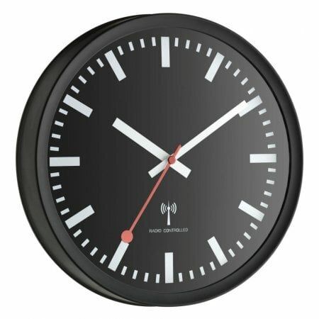 60.3513 TFA Rádiom riadené analógové nástenné hodiny, čierne