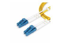 Startech 5m (16.4ft) LC to LC (UPC) OS2 Single Mode Duplex Fiber Optic Cable, 9/125µm, Laser Optimized, 10G, Bend Insensitive, Low Insertion Loss - LSZH Fiber Patch Cord (SMDOS2LCLC5M) - Patch kábel - jednoduchý režim LC/UPC (M) do jednoduchý režim LC/UPC (M) - 5 m - 5 m - 2 mm - optické vlákno - duplex - 9 / 125 mikrón - OS1/OS2 - neobsahuje halogén, pasívny - žltá