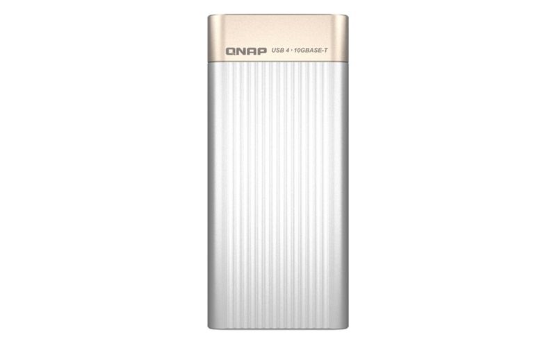 QNAP QNA-UC10G1T - adaptér USB-C 4 (podpora Thunderbolt 3 a 4) na 10GbE NBASE-T (pasívne chladenie)