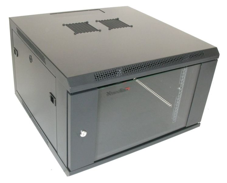 XtendLan 6U/600x600, na zeď, jednodílný, skleněné dveře, černý Rozvadec, 19", na stenu, jednodílný, výška 6U, 600 x 600, sklenené dvere, cerný