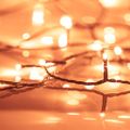 vidaXL Rohový umelý vianočný strom s 300 LED-i Zelená 180 cm PVC a kov