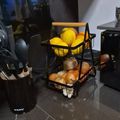 Dvoupatrový koš na ovoce, kov, dřevo Ruhhy 24265 Dvoupatrový koš na ovoce, kov, dřevo Ruhhy 24265