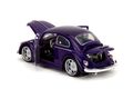 Wednesday auto 1972 VW Beetle 1:24 a figúrka Wednesday