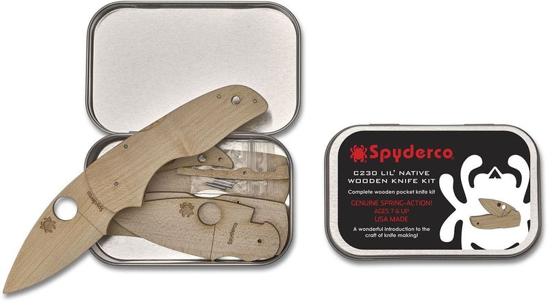 Spyderco WDKIT2 Wooden Kit C230 Lil' Native drevená súprava, plechovka