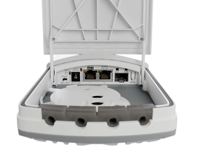 MikroTik FTC21-ups Fiber-to-Copper Converter s UPS funkciou (2 x 1G Eth, 1 x 2.5G SFP)