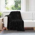 vidaXL Prikrývky na hodenie 6 ks Čierna 150 x 130 cm 2.85 kg Flís