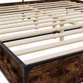 vidaXL Posteľný rám dymový dub 200x200 cm kompozitné drevo a kov
