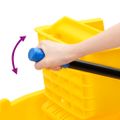 vidaXL Vedro na mop so žmýkačkou a kolieskami žlté 36 l polypropylén