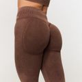 Dámske bezšvové nohavice Fierce Brown - GymBeam, veľkosť L