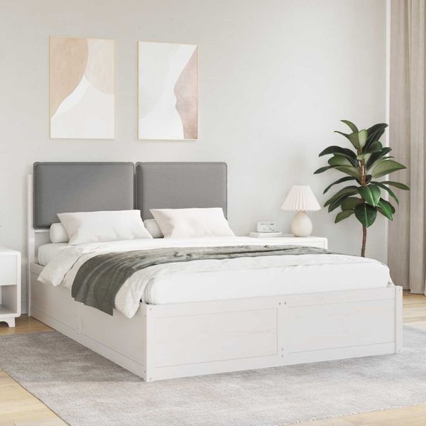 vidaXL Rám postele s čalúneným čelom Svetlosivá 135 x 190 cm