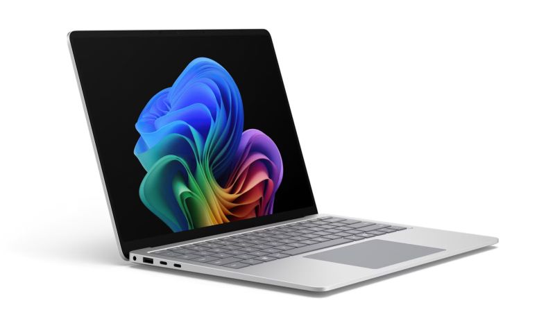 Microsoft Surface Laptop 13.8'' (8. edícia)/U7-366H/13,8''/2304x1536/T/32GB/1TB/Intel int/W11P/Platinum