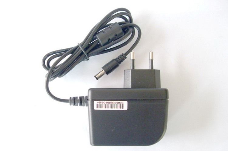 MikroTik napájacie zariadenie 18V 1A