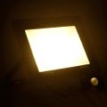 vidaXL LED reflektor so senzorom 100W teplé biele svetlo