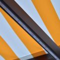 vidaXL Ručne zaťahovacia markíza s LED 300x250 cm žlto-biela