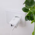 Nabíjačka Maxlife MXTC-08-65ACC PD QC 2x USB-C 1x USB 65W biela