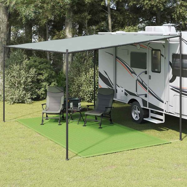 vidaXL Koberec do stanu bledozelený 250x240 cm HDPE