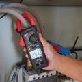 Kliešťový multimeter UNI-T UT206A+
