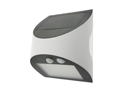 Solárne svietidlo TRIXLINE TR-03S PIR
