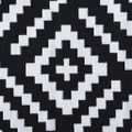 vidaXL Vonkajší koberec ARAKIL bielo-čierny 120x180 cm PP