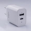 Maxlife MXTC-06-25AC PD QC charger 1x USB-C 1x USB 25W white