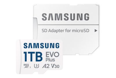 Samsung EVO Plus/micro SDXC/1TB/UHS-I U3 / Class 10/+ Adaptér/Biela