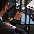 Puzdro Luxgrip Mag pre iPhone 17 Pro 6,3'' oranžová
