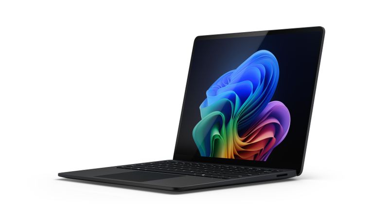 Microsoft Surface Laptop 7 Copilot+/U7-266V/13,8''/2304x1536/T/16GB/256GB SSD/Arc 140V/W11P/Black/2R
