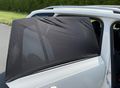 Slnečná clona na bočné okno auta / návlek na dvere CAR SUNSHADE SET 2, veľ. M, 2ks SIXTOL