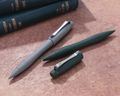 CRKT CR-TPENWRG Williams Defense Pen Green  taktické pero 15 cm, zelená, Grivory, náplň