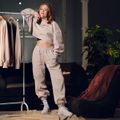 Dámske tepláky Aura Grey - GymBeam, veľkosť XL, 95 % cotton, 5 % elastane