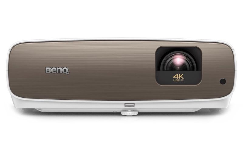 ROZBALENÉ - BenQ W2700i 4K UHD/ DLP projektor/ HDR/ 2000ANSI/ 30.000:1/ 2x HDMI/ USB/ modul QS01 s Android TV Projektor, DLP, HDR, 4K UHD, 3840×2160, 2000ANSI, 30000:1, 2× HDMI, 2× USB, Android TV, bielo-hnedý - ROZBALENÉ