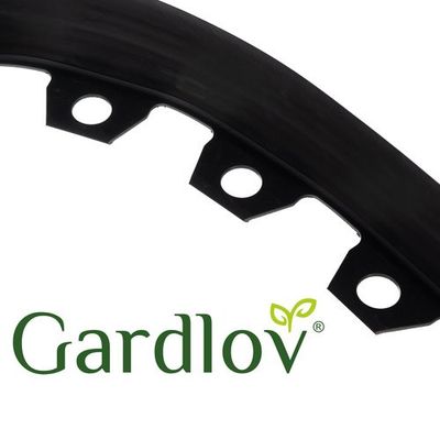 Záhradný plastový obrubník 60mm, 10m s kolíkmi Gardlov 24562 Zahradní plastový obrubník 60mm, 10m s kolíky Gardlov 24562