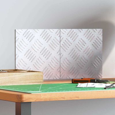 vidaXL Schodový rošt Štvorcový 2 pcs Strieborná 20 x 20 cm Hliník