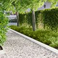vidaXL Obrubník trávnika 30 ks 102 x 10 x 4 cm Oceľ Biela