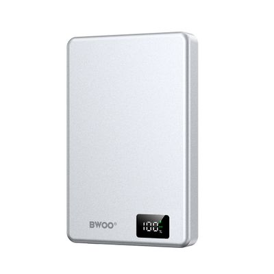 BWOO ultra-slim aluminium magnetic power bank P76 PD 20W 10000 mAh with digital display and USB-C port black