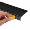 vidaXL Samolepiace tesnenia dverí s kefou 2 ks Čierna 100 cm